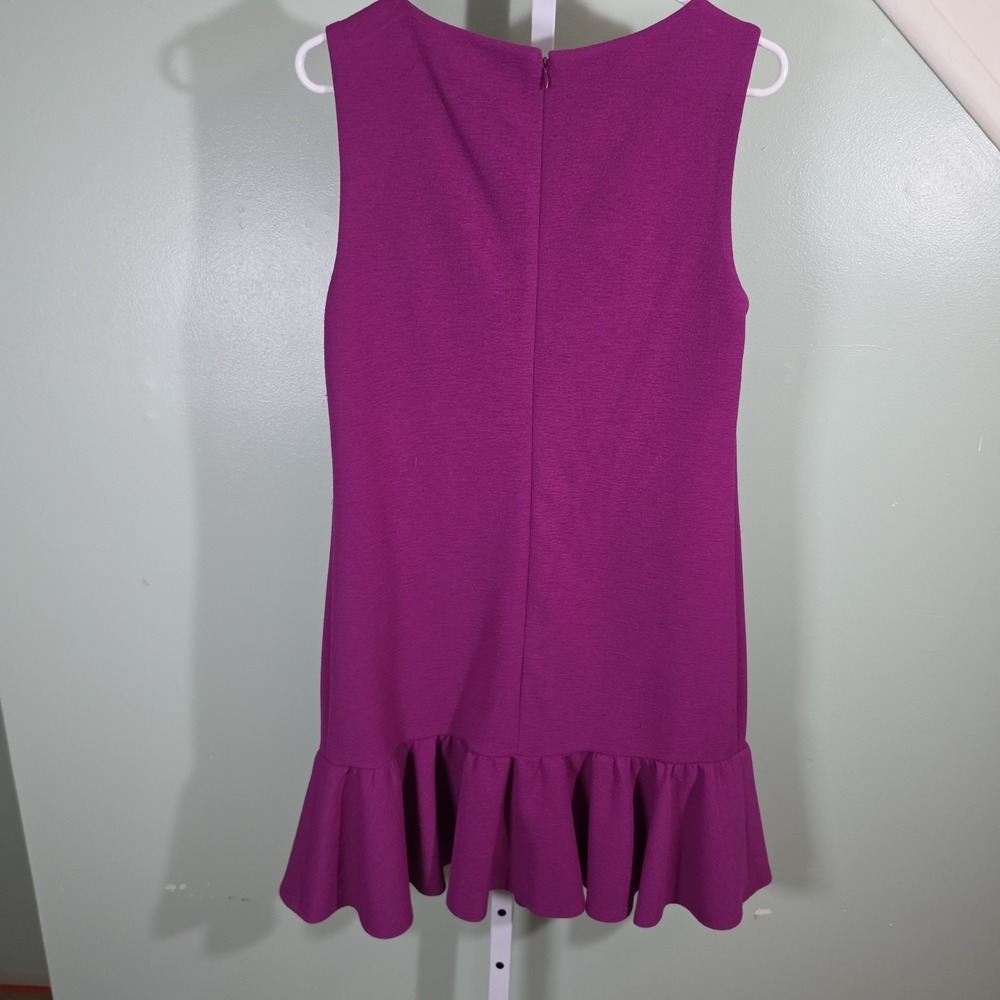 Betsey Johnson Magenta Ruffle-Hem Sleeveless Mini‎ Shift Dress Size 8 - Picture 5 of 7